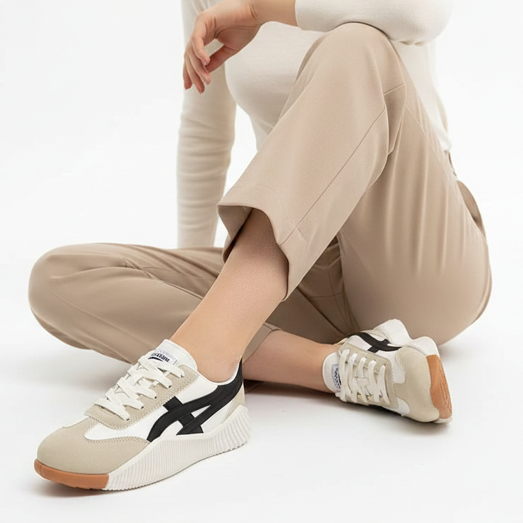 Sneaker beige portée - 2